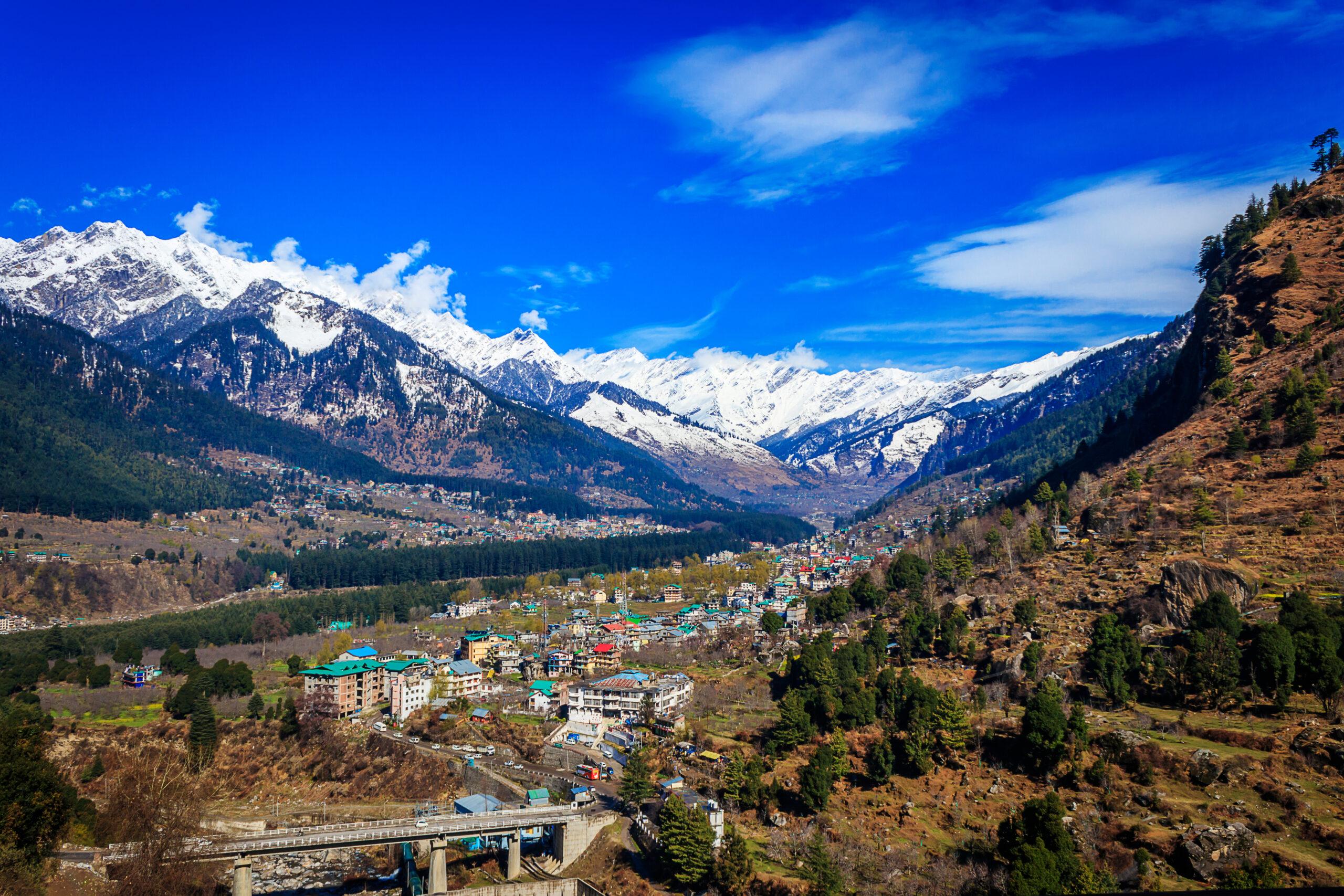 2 Nights and 3 Days in Manali via Volvo Bus