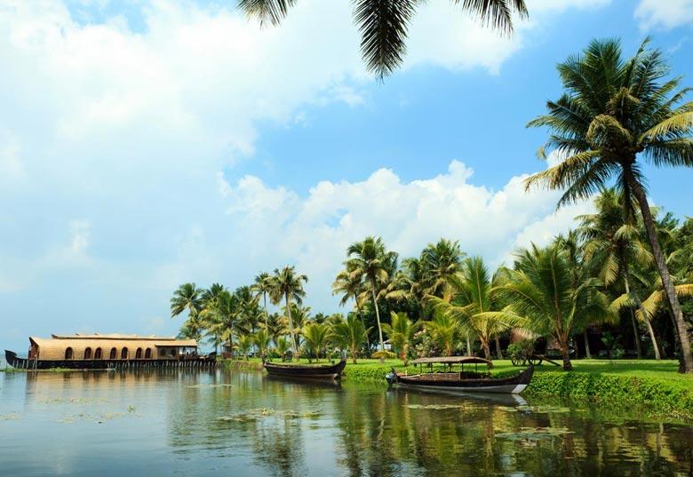 3N Charming Kerala with Houseboat Stay