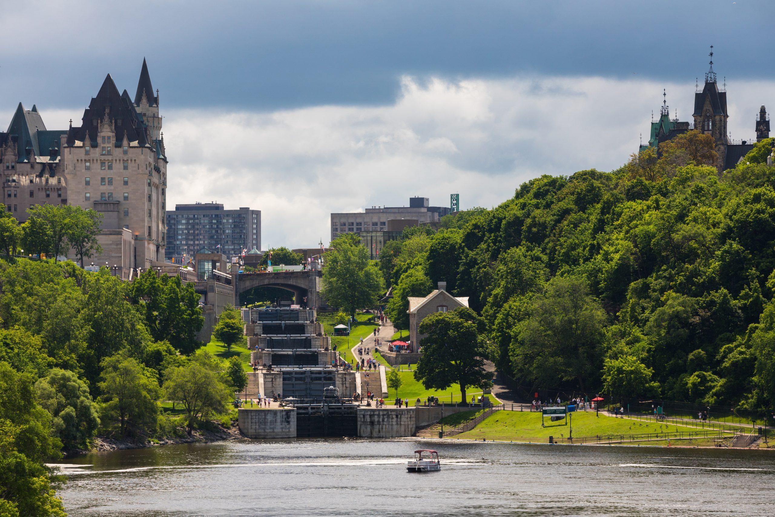 6N Eastern Canada - Toronto to Montreal
