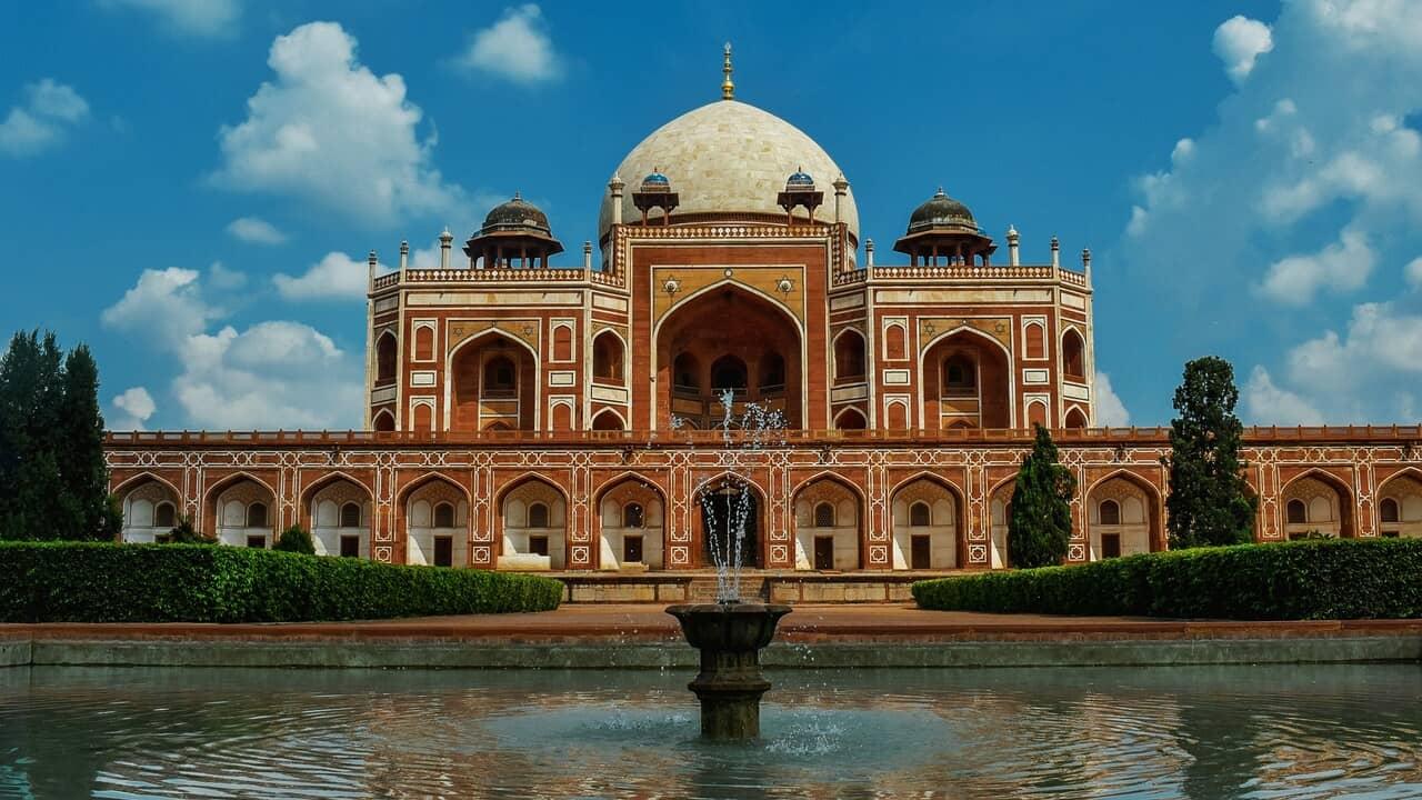 7 Nights 8 Days in Himachal, Delhi and Agra