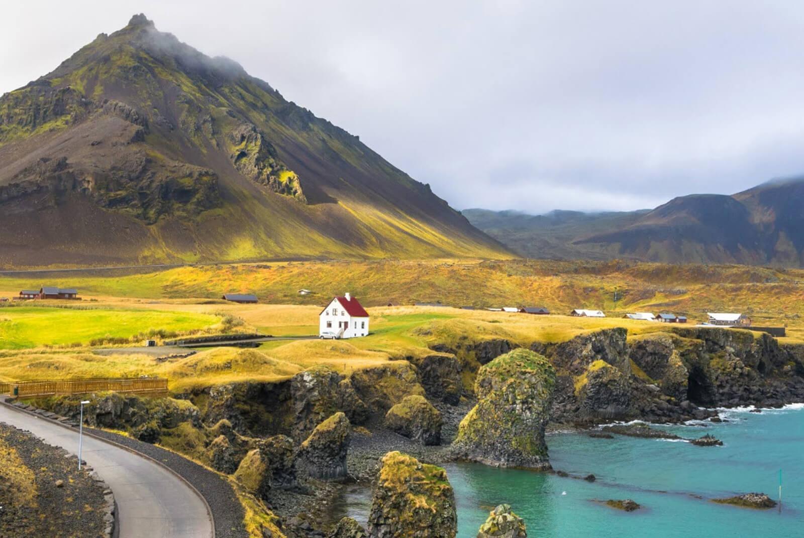 7N Europe - Idyllic Iceland