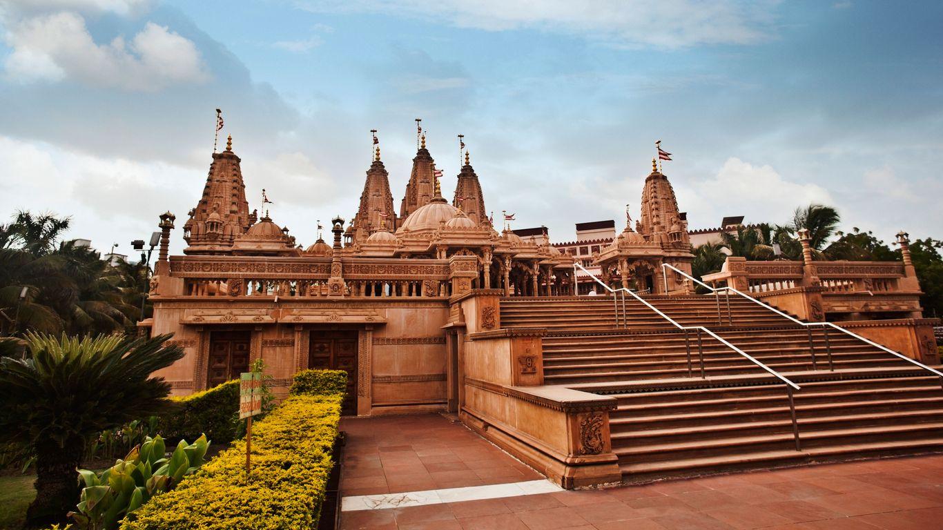 8 Nights/ 9 Days, Mumbai - Ahmedabad - Wankaner - Gir - Rajkot.
